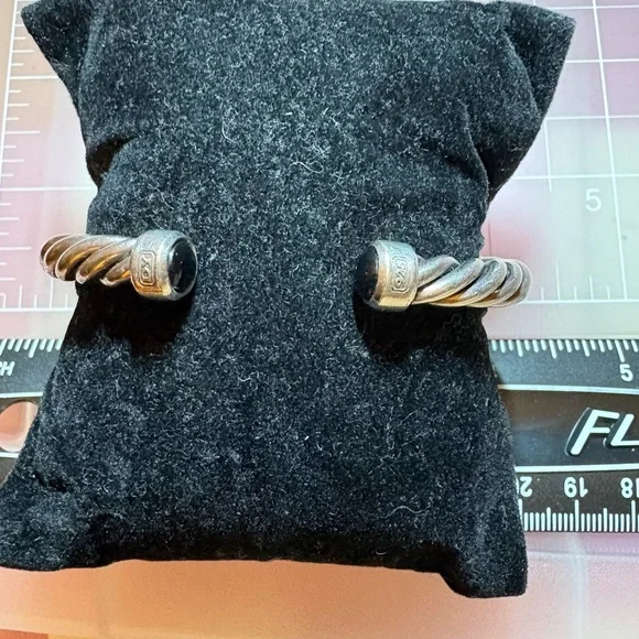 Heavy Duty Silver Twisted Cuff with Stone ends Bracelet - Picture 2 of 4